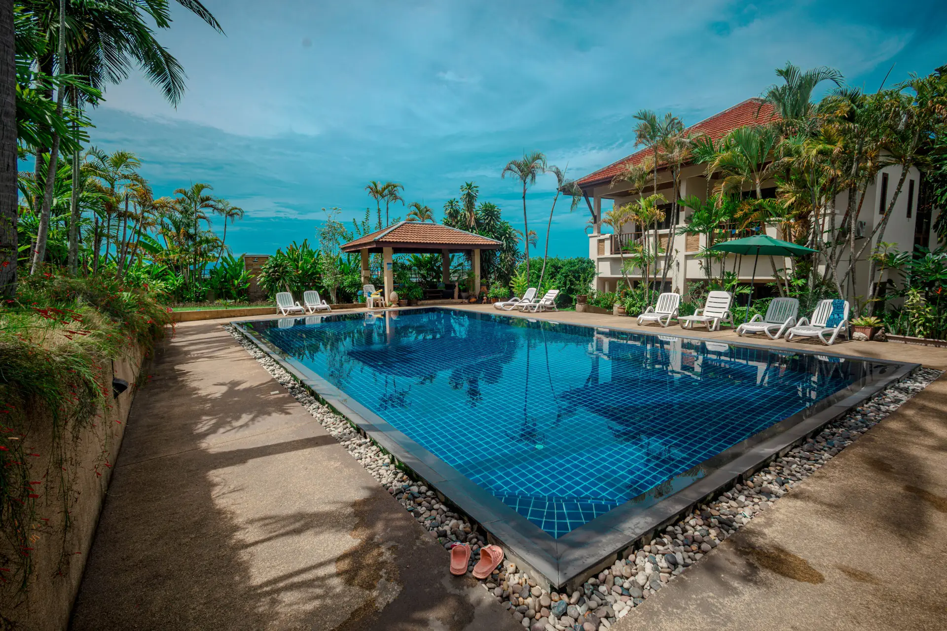 coconut cottage villa | Poolside Holiday Home