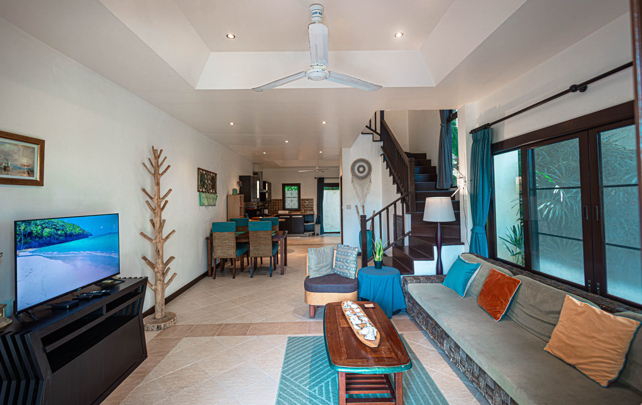 Maenam hills villa song living room